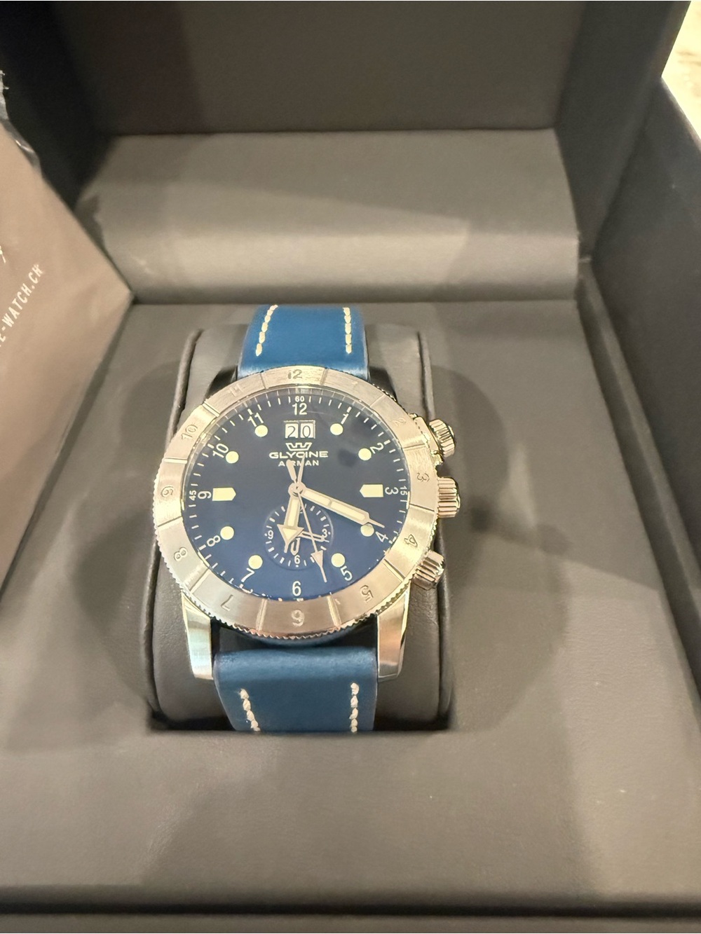 Blue Glycine Men's Pilot Watch Never Worn Original Box
